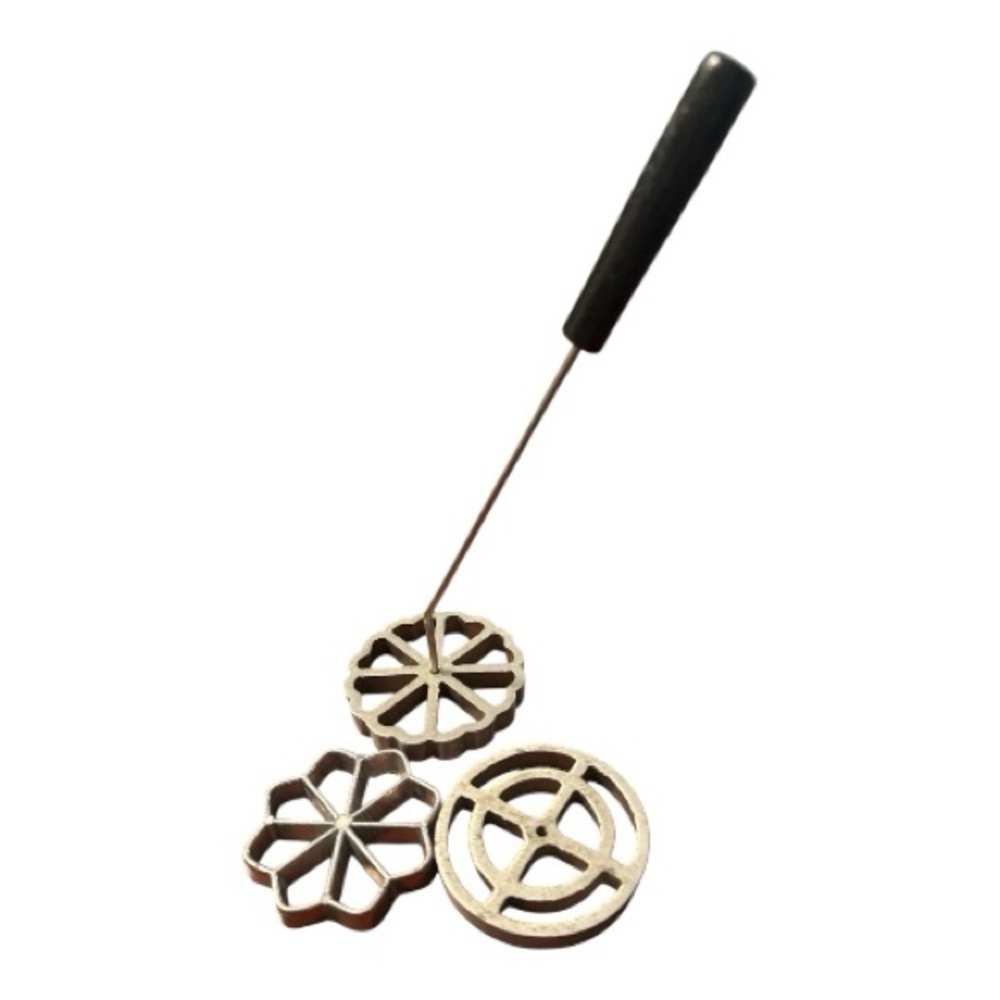 Scandinavian Style Cookie Iron Set 3 Metal Rosette/Bunuelos Black Screw Handle